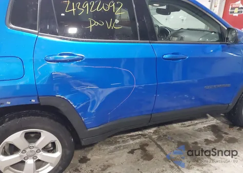 2018 Jeep Compass Latitude 4X4 z USA, uszkodzony, nr VIN 3C4NJDBBXJT202289